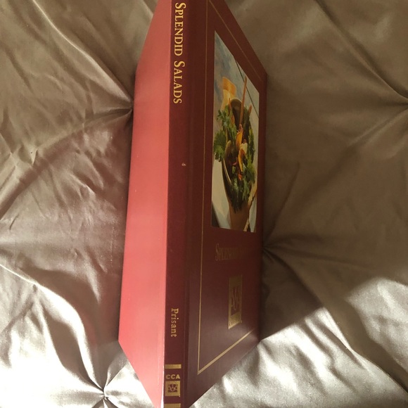 Cooking Club of America Cookbook Splendid Salads Hardcover - Picture 4 of 4